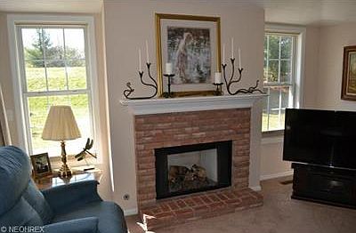 4th image of 18376 Woodhaven Dr