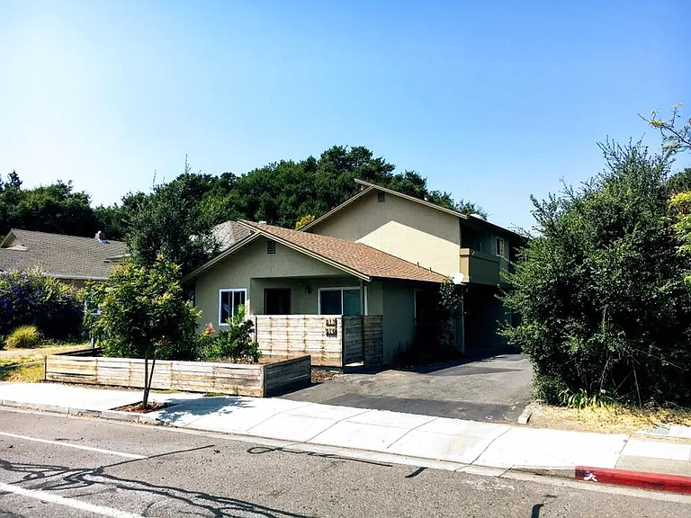 919 Sonoma Ave #1 — Photo 10