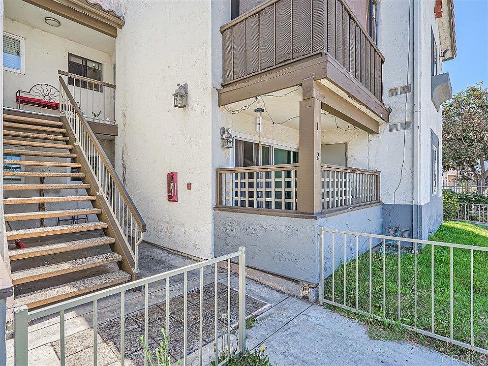 1st image of 3550 Sunset Ln Unit 1
