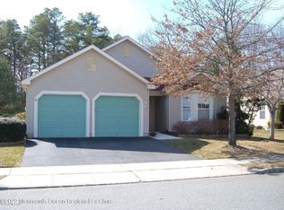 48 Clear Lake Rd, Whiting, NJ 08759