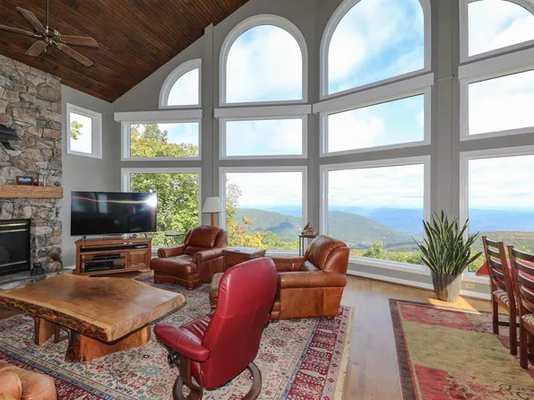 48 Knob Hill Pl, Wintergreen Resort, VA 22967