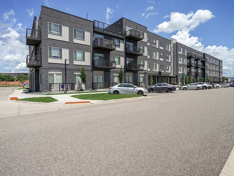 The Knox Apartments — Photo 25