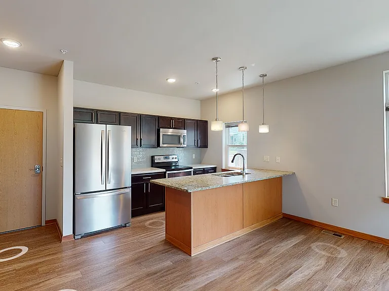 103 S Mills St #101 — Photo 11