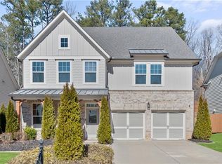 890 Grove Valley Dr, Cumming, GA 30041