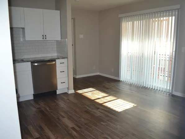 4618 Cooper Ave, Lincoln, NE 68506