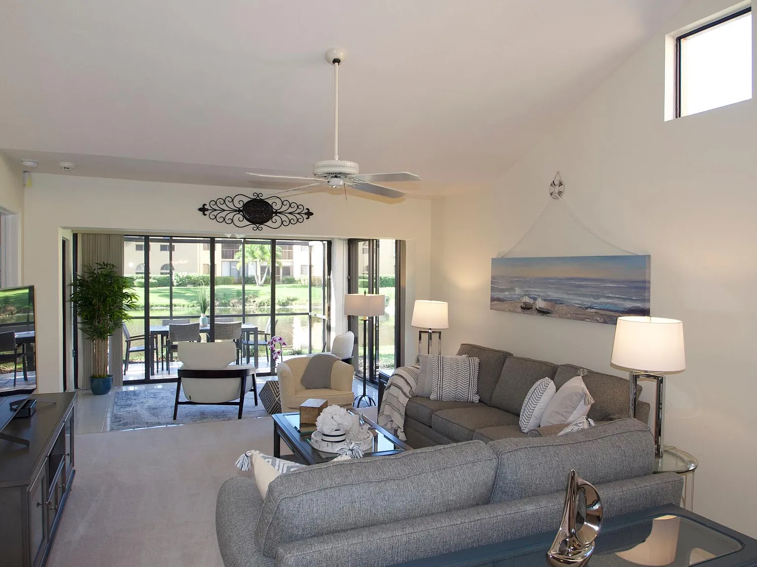 2 bed, 1359 sqft, $3,400 — Photo 1