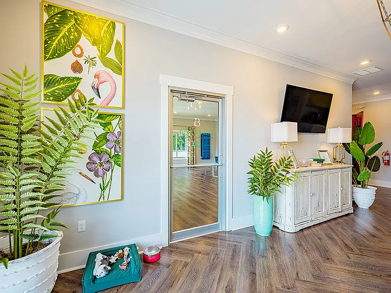 Beverly Villas — Photo 38