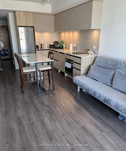 8 Beverley Glen Blvd #C-317 — Photo 8