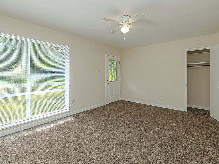 3173 Oak Forest Dr — Photo 19
