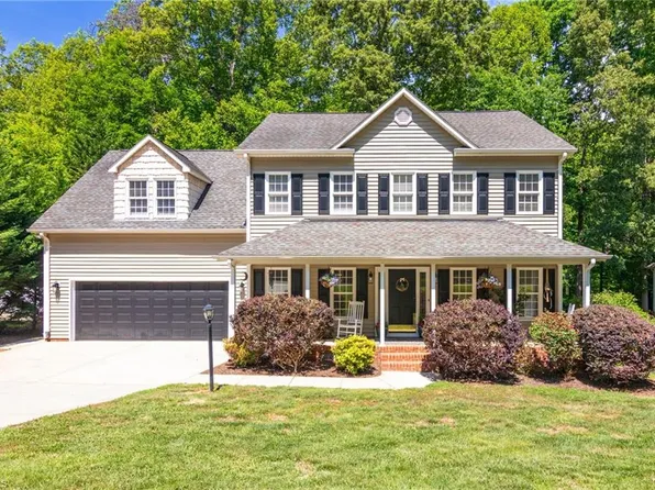 6988 Bethesda Ct, Summerfield, NC 27358