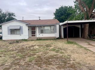 835 S 11th St, Slaton, TX 79364