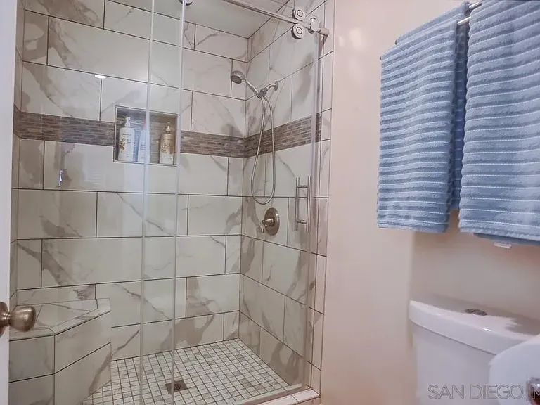 190 Del Mar Shores Ter #11 — Photo 13