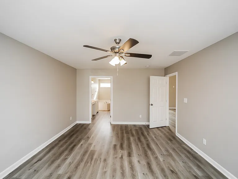 9347 Helmsley Dr — Photo 12