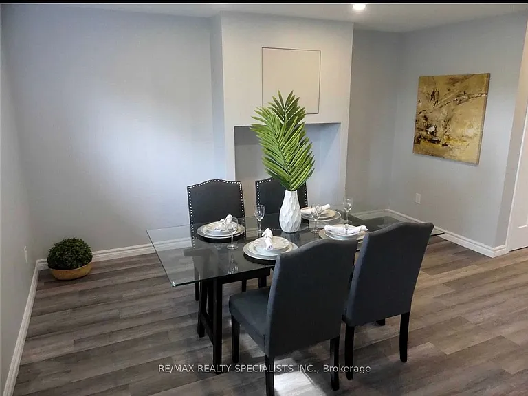 304 Edgehill Dr N — Photo 7