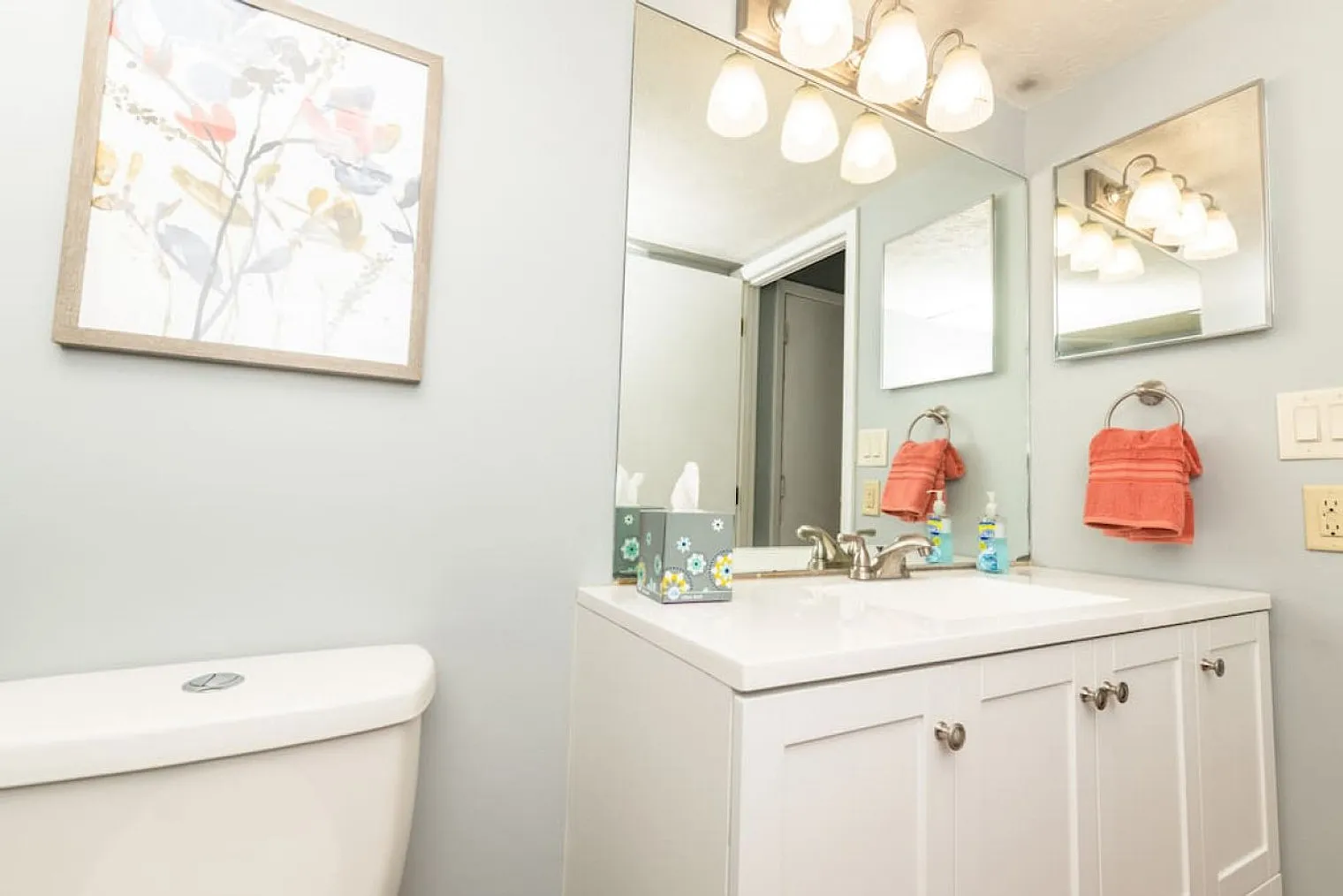 1 bed, 1.0 bath, 914 sqft, $16,175 — Photo 4