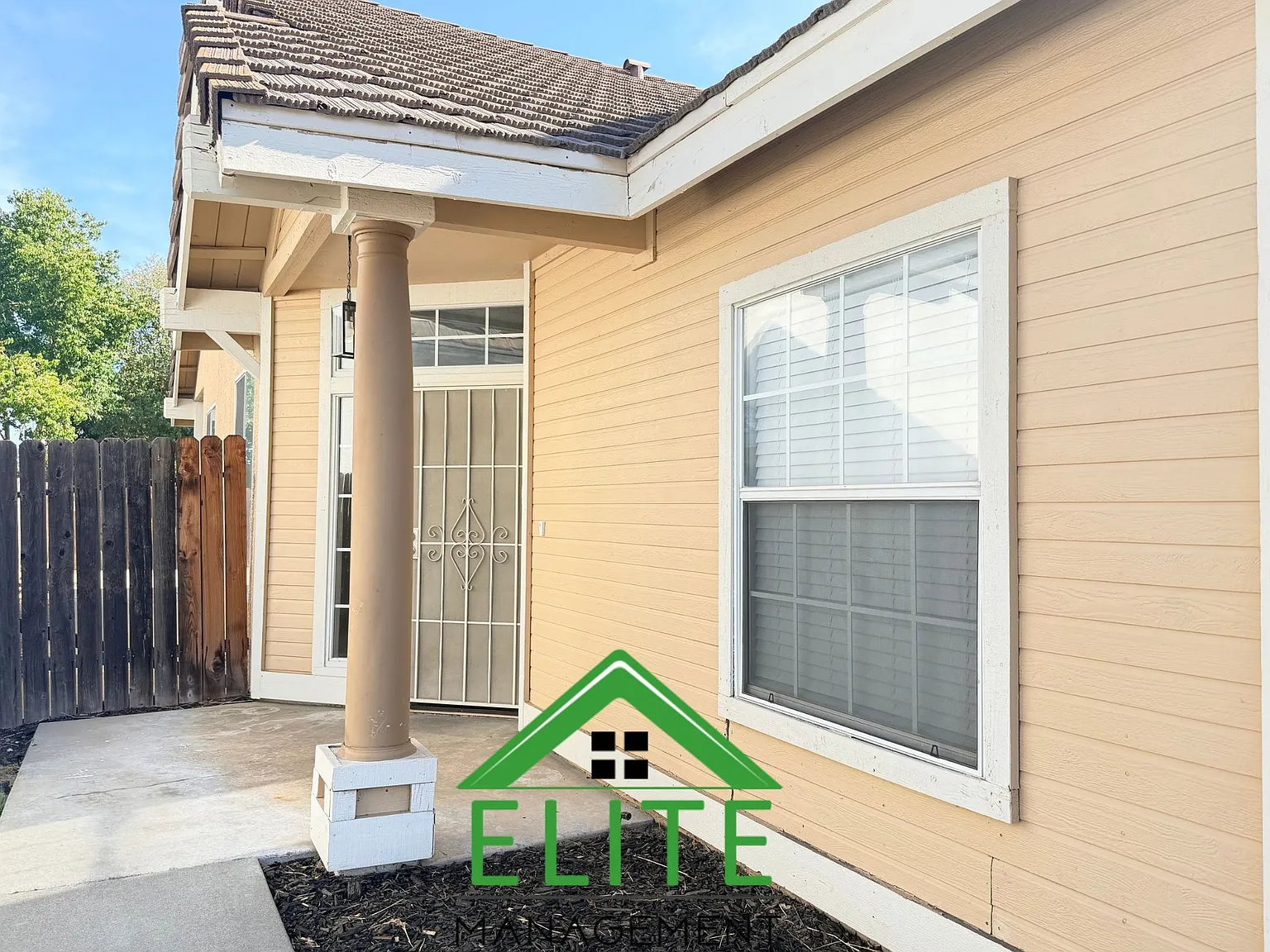 3 bed, 1256 sqft, $2,795 — Photo 4