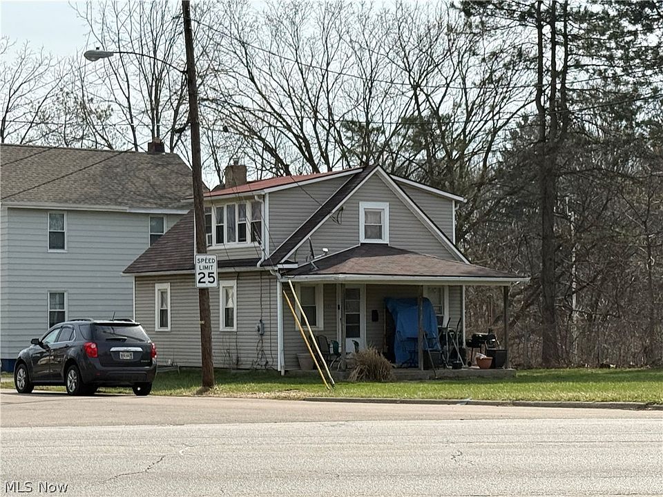 2nd image of 1479 East Ave