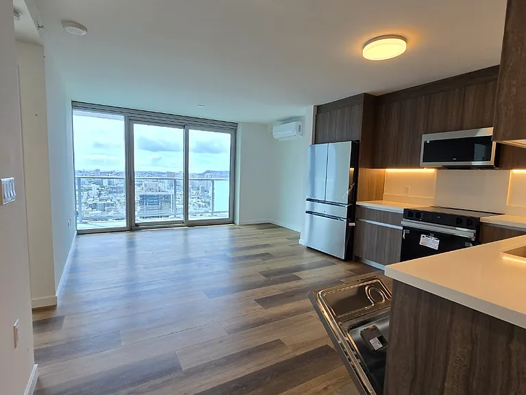 1515 Liona St #4207 — Photo 2