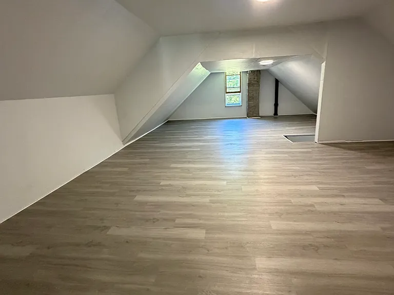 7009 Hecker Ave — Photo 56