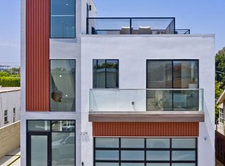 3129 Helms Ave, Los Angeles, CA 90034