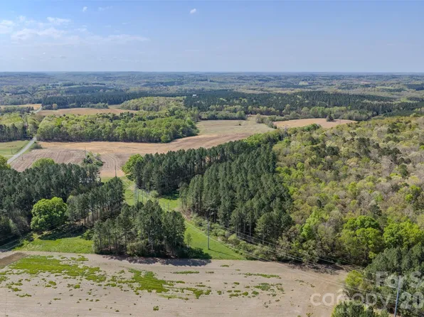 17643 Efird Rd, Albemarle, NC 28001