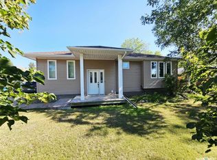 1122 Borden Dr, Esterhazy, SK S0A0X0
