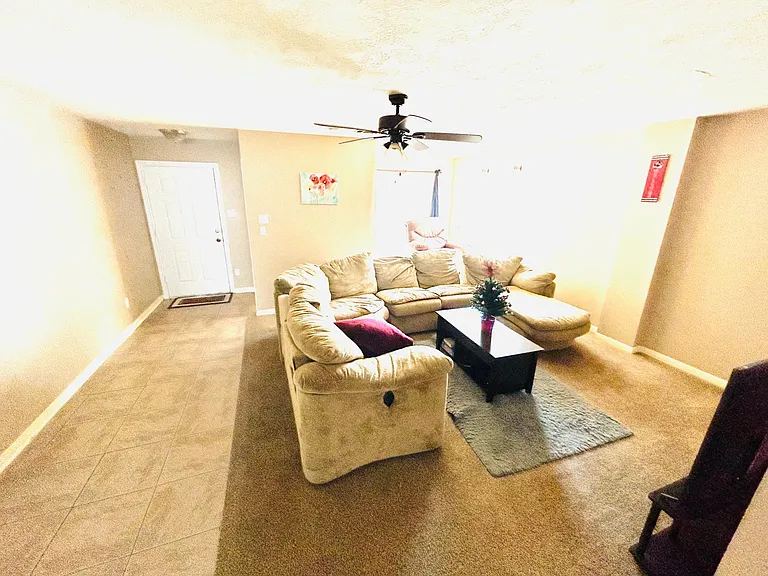 3807 Meadow View Dr — Photo 5