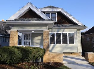 3020 N 58th St, Milwaukee, WI 53210