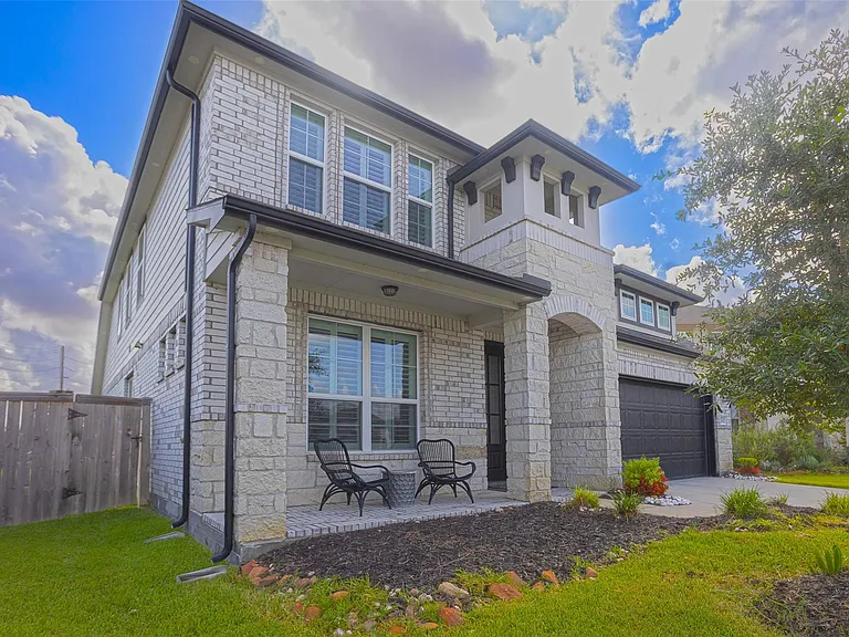 31502 Willows Bracken Ct — Photo 2