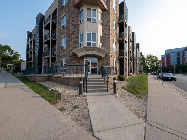 2600 University Ave SE APT 103, Minneapolis, MN 55414