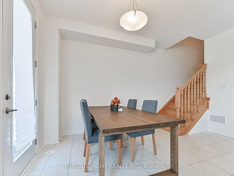 113 Mumbai Dr — Photo 12