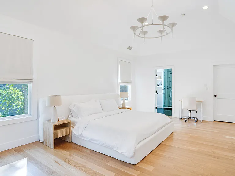 7715 Soundview Ave — Photo 21