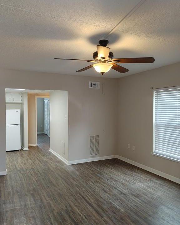 1st image of 110 Broward St APT 101