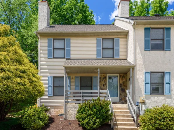 547 Pickering Station Dr, Chester Springs, PA 19425
