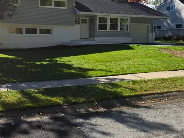 2006 Oak Lane Rd, Wilmington, DE 19803