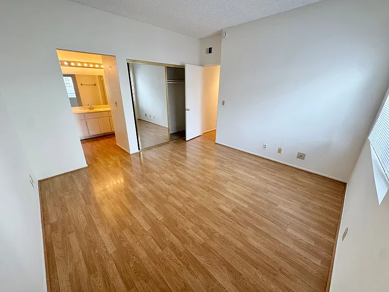 10411 Garden Grove Blvd #12 — Photo 14