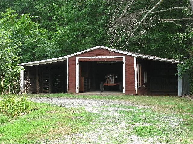 2nd image of 12454 County Line Rd