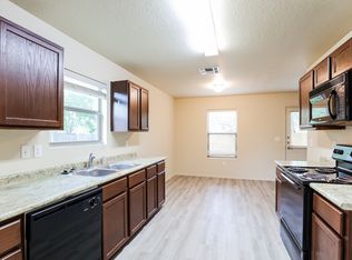 6306 Heathers Bnd, San Antonio, TX 78227