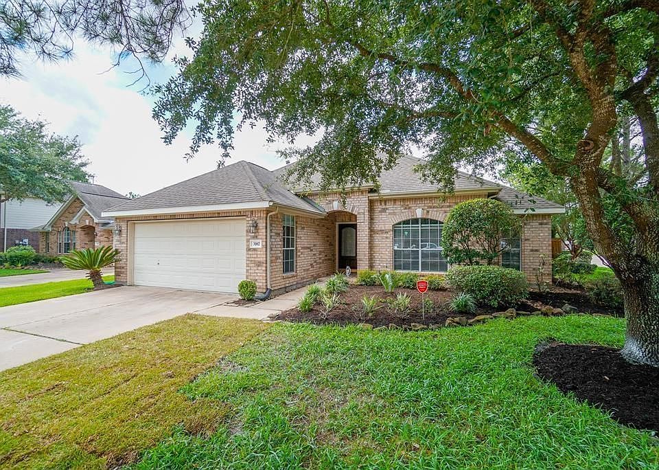 1st image of 3102 Bronco Bluff Ct