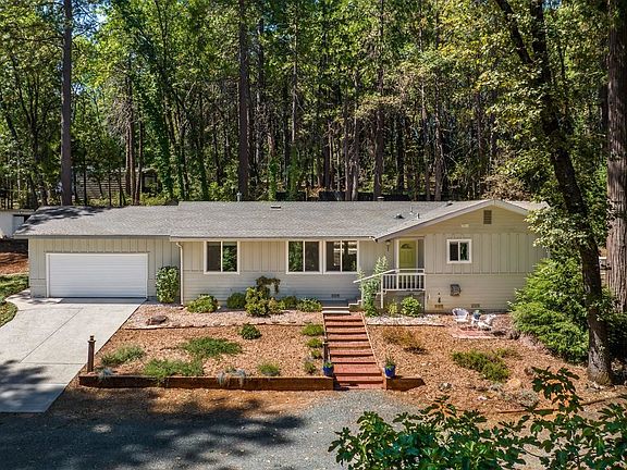 2nd image of 12832 Burma Oaks Rd