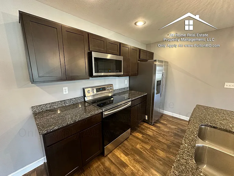 301 E Saint Eunice Rd #201 — Photo 9