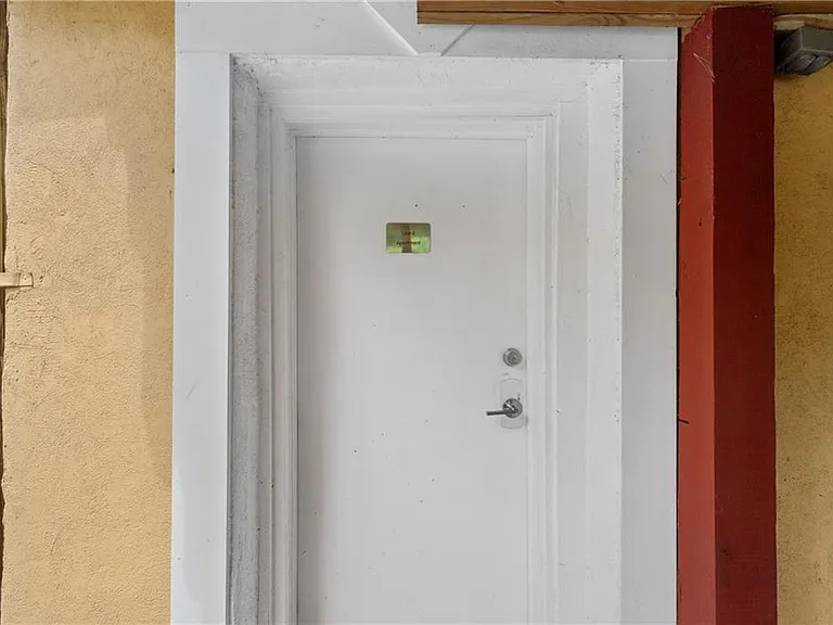 789 Barnett St NE #4 — Photo 2
