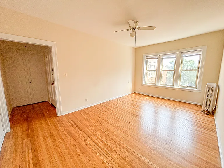 1330 W Estes Ave #3N — Photo 2