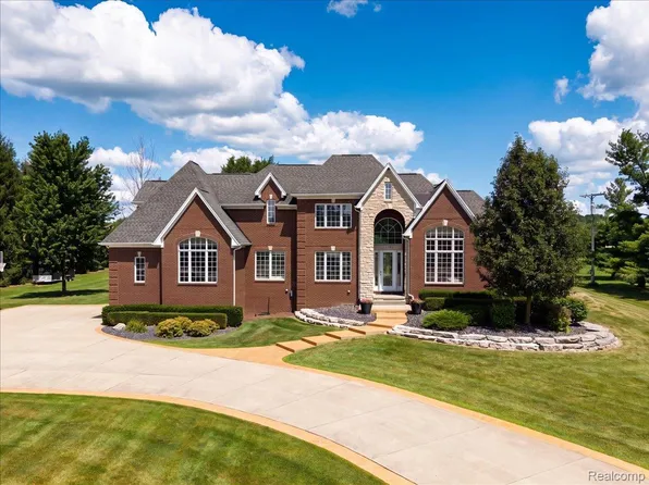 21901-31 Mile Rd, Ray, MI 48096