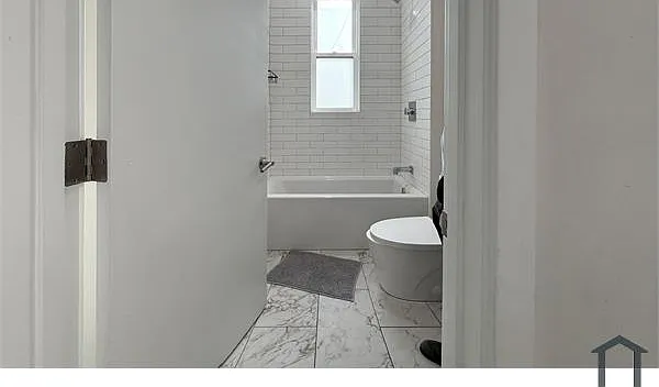 2526 N 9th St #8 — Photo 6