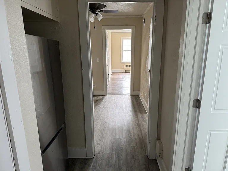 1124 N Main St #3 — Photo 18
