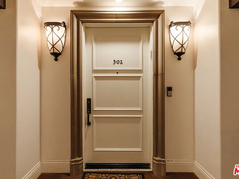 1835 Pandora Ave #302 — Photo 4