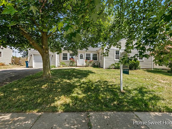 2nd image of 4126 Miramar Ave NE