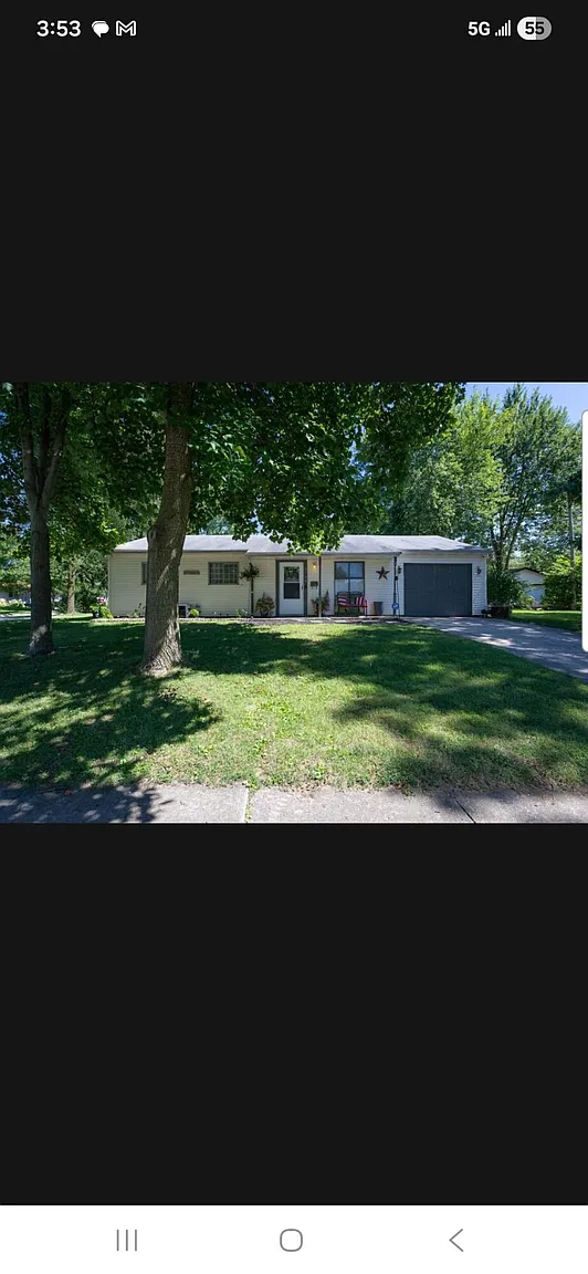3700 Laguna Dr photo 1