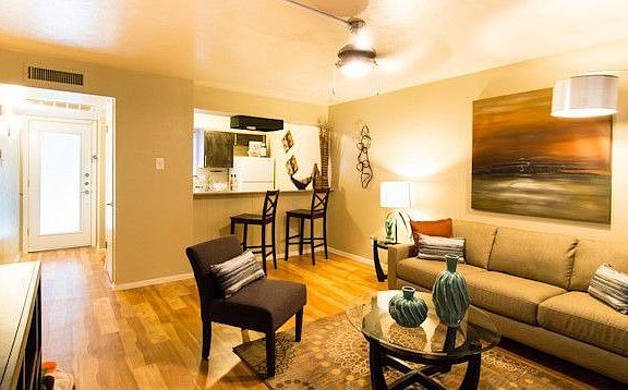 5th image of 10028 Royal Ln #87232